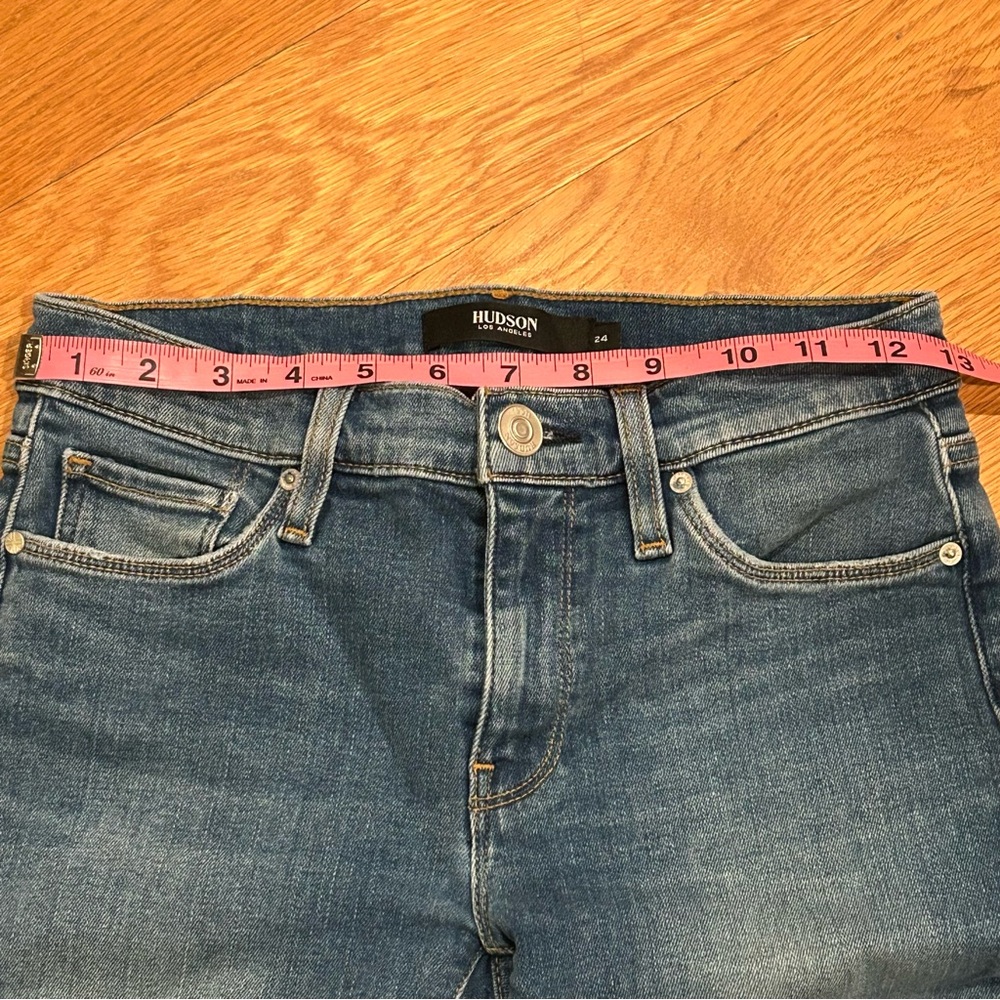 Hudson Jeans Amelia Shorts - Picture 5 of 6